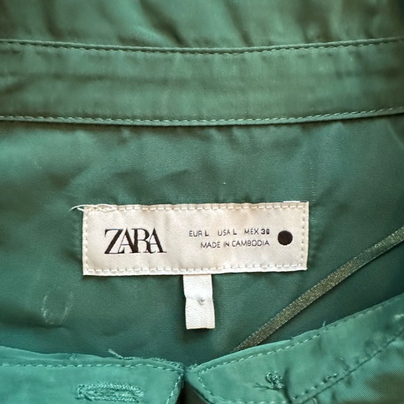 Zara Dark Green Cropped Button-Up Blouse - Picture 3 of 4